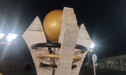 تداوم عملیات بازسازی در میدان خبرنگار مسجدسلیمان