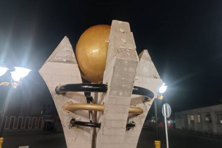 تداوم عملیات بازسازی در میدان خبرنگار مسجدسلیمان