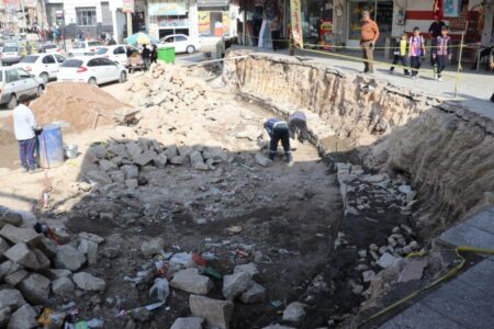 آغاز عملیات بهسازی و تعریض میدان نمره یک مسجدسلیمان