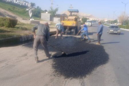 آغاز عملیات بهسازی و لکه گیری آسفالت در مناطق مختلف مسجدسلیمان