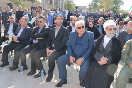 حضور شهردار و اعضای شورای شهر مسجدسلیمان در مراسم تدفین شهید گمنام